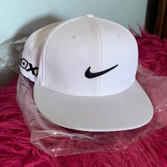 White Nike gold stretchy full back - Picture 1 of 4